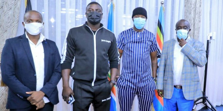 AKON arrives in Uganda for a business visit