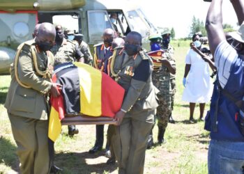 Gen Lokech’s body arrives in Pader district for burial. A sombre mood is witnessed in Pader Town Council a hometown of former Deputy IGP.