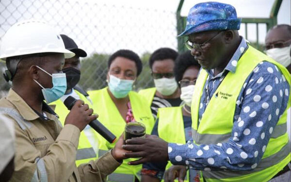 Chinese delay FID on Uganda's oil projects. Total Energies Uganda Deputy General Manager, Mariam Nampeera Mbowa says CNOOC is responsible.